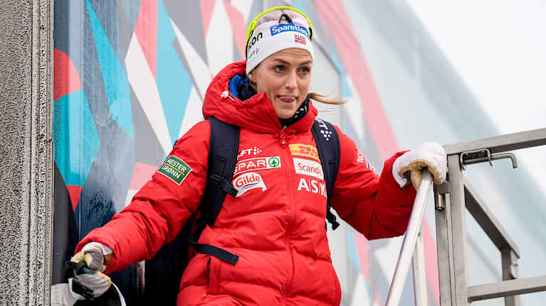 Image 12: Therese Johaug faced a lasting media presence in Kuusamo.