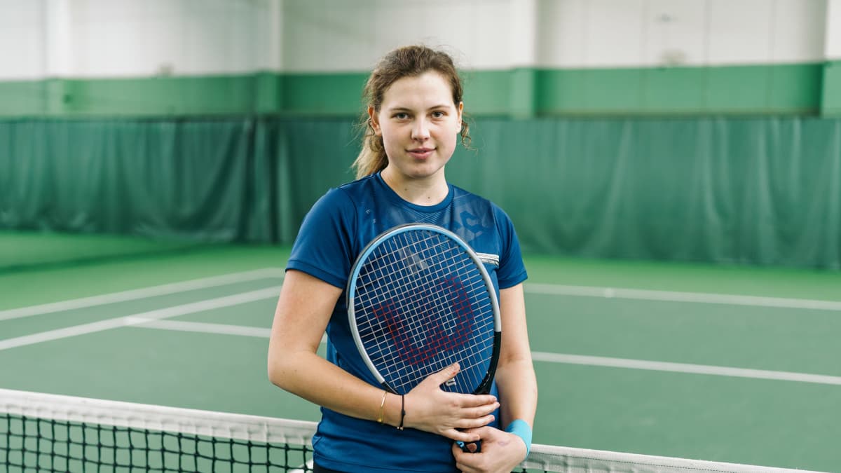 Tenniksen pelaaja Anastasia Kulikova.