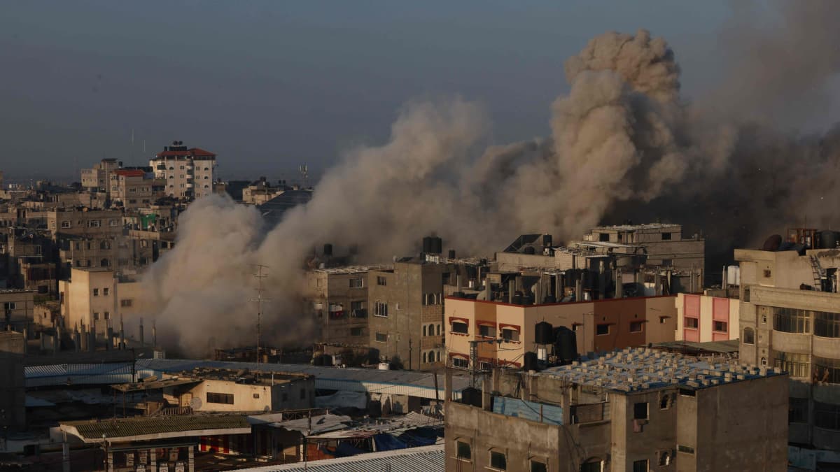 Israel says it has struck more than 200 targets in Gaza today. Photo: Said Khatib / AFP