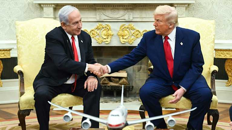 Trump: USA inleder direkta förhandlingar med Iran om landets