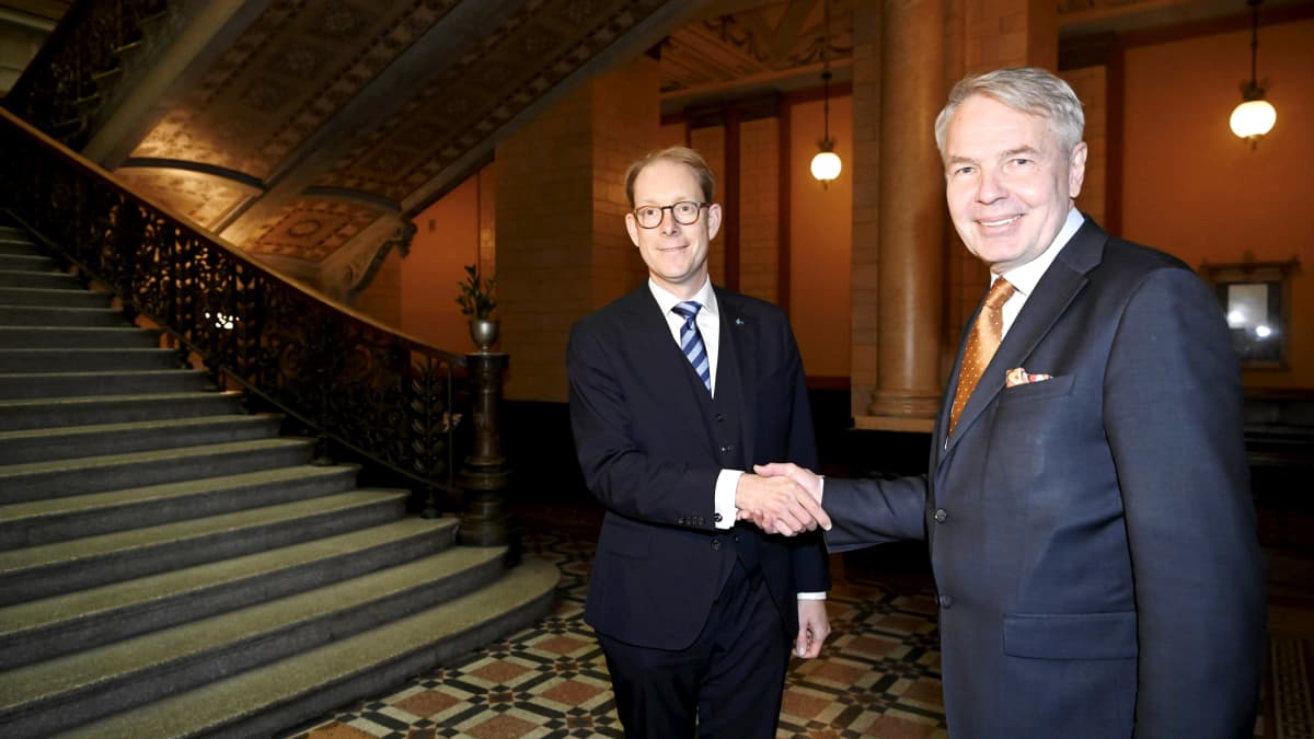 Tobias Billström ja Pekka Haavisto.