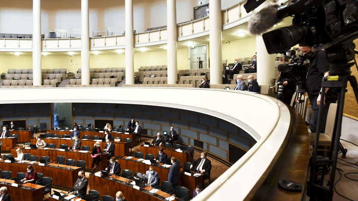Eduskunnan istuntosali.