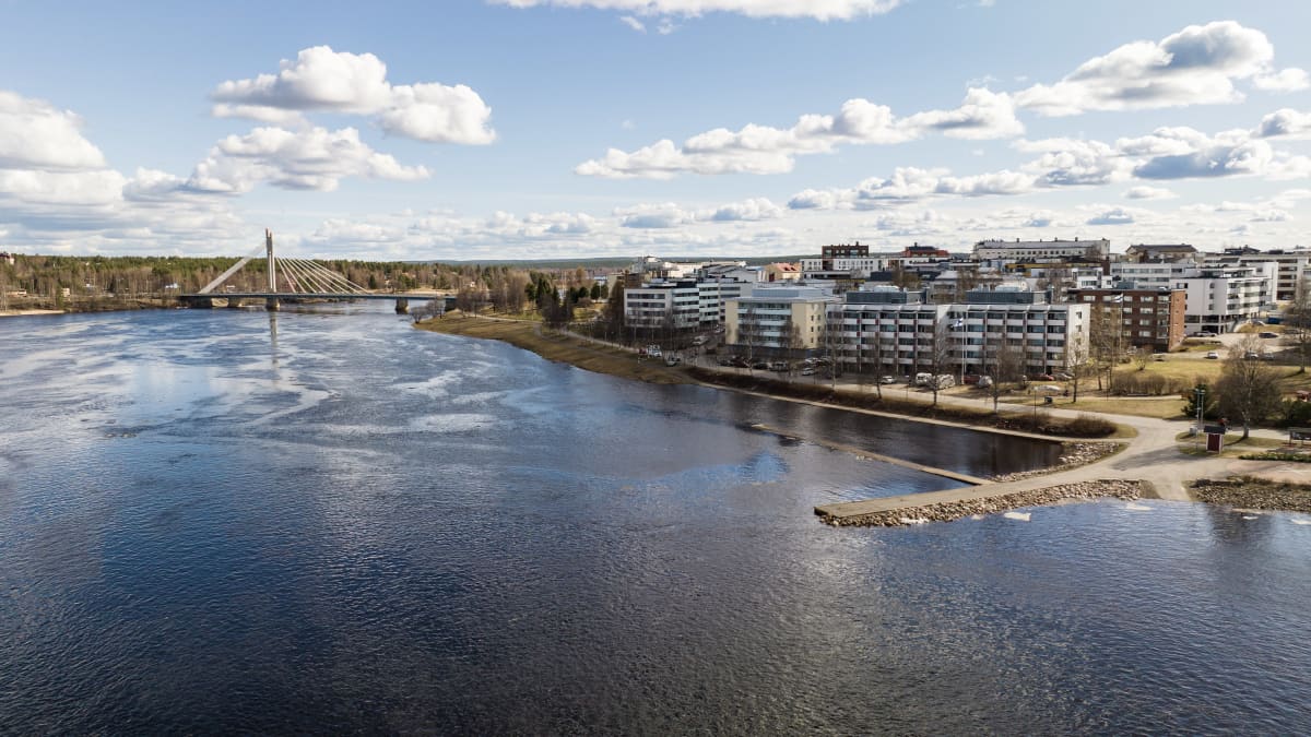 Rovaniemen Lainaanranta kuvattuna ilmasta.