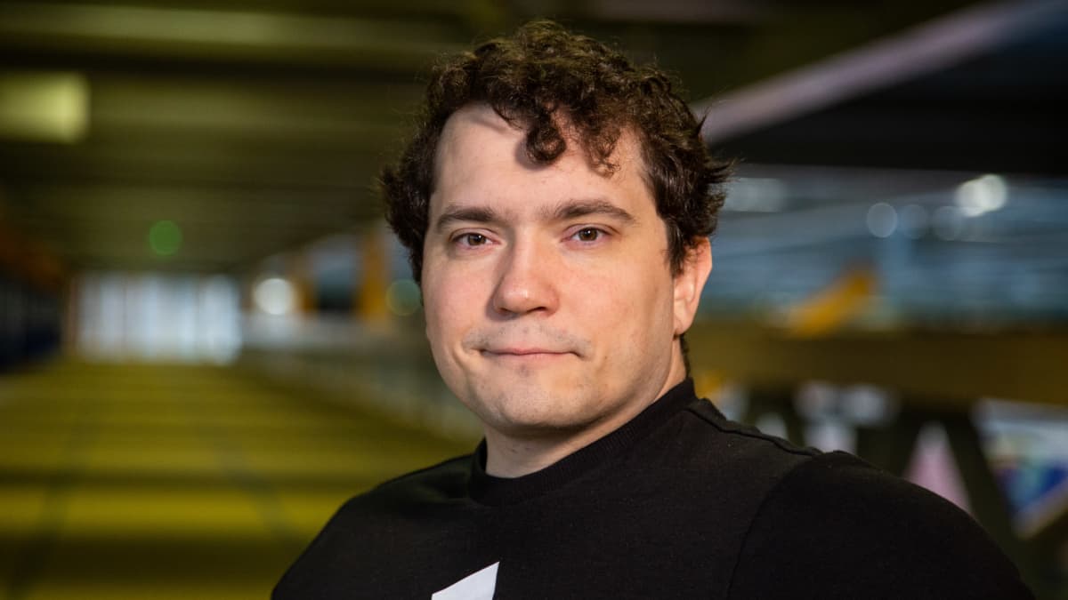 Esa-Pekka Mattila, vammaisyrheilija, pyörätuolikelaus.