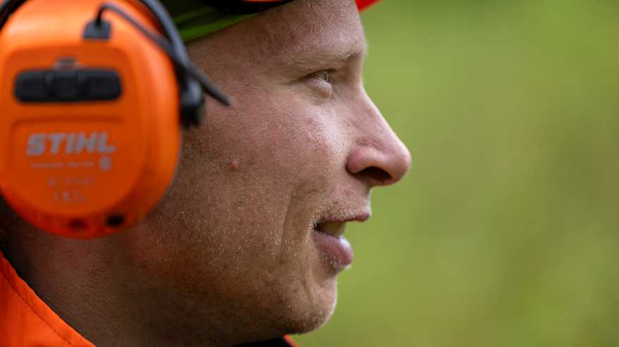 Image 4: Former skier Sami Lähdemäki on a logging site in Petäjävesi in August 2024.