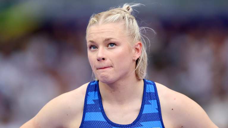 Image 23: Pole vaulter Wilma Murto in Paris.