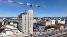 Oulussa Rautatienkadulla rakenteilla oleva kerrostalo.