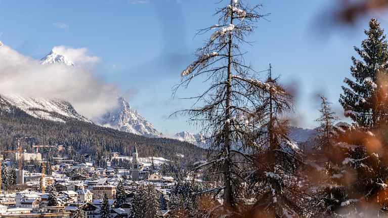 Cortina D'Ampezzo tammikuussa ennen olympialaisia 2026.