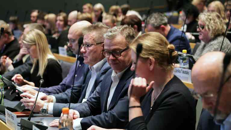 Petteri Orpo at a council meeting in Turku.