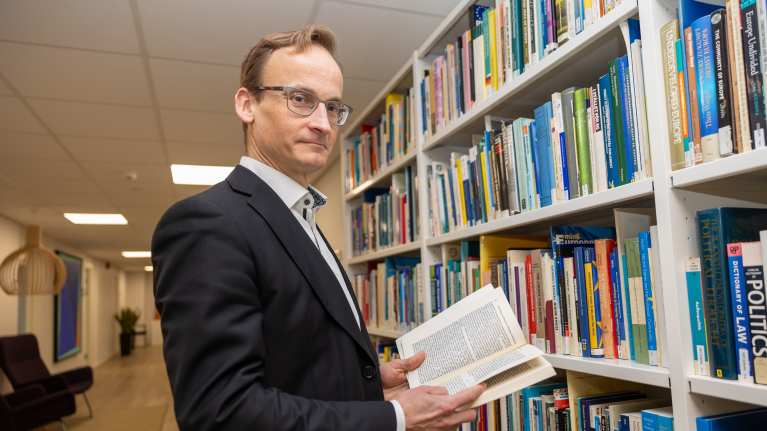 Mikael Mattlin on suomalainen kansainvälisen politiikan tutkija ja tutkimusprofessori Ulkopoliittisessa instituutissa.