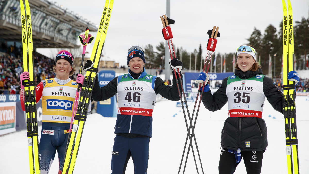 Iivo Niskanen voitti miesten 15 kilometrin perinteisen kilpailun.
