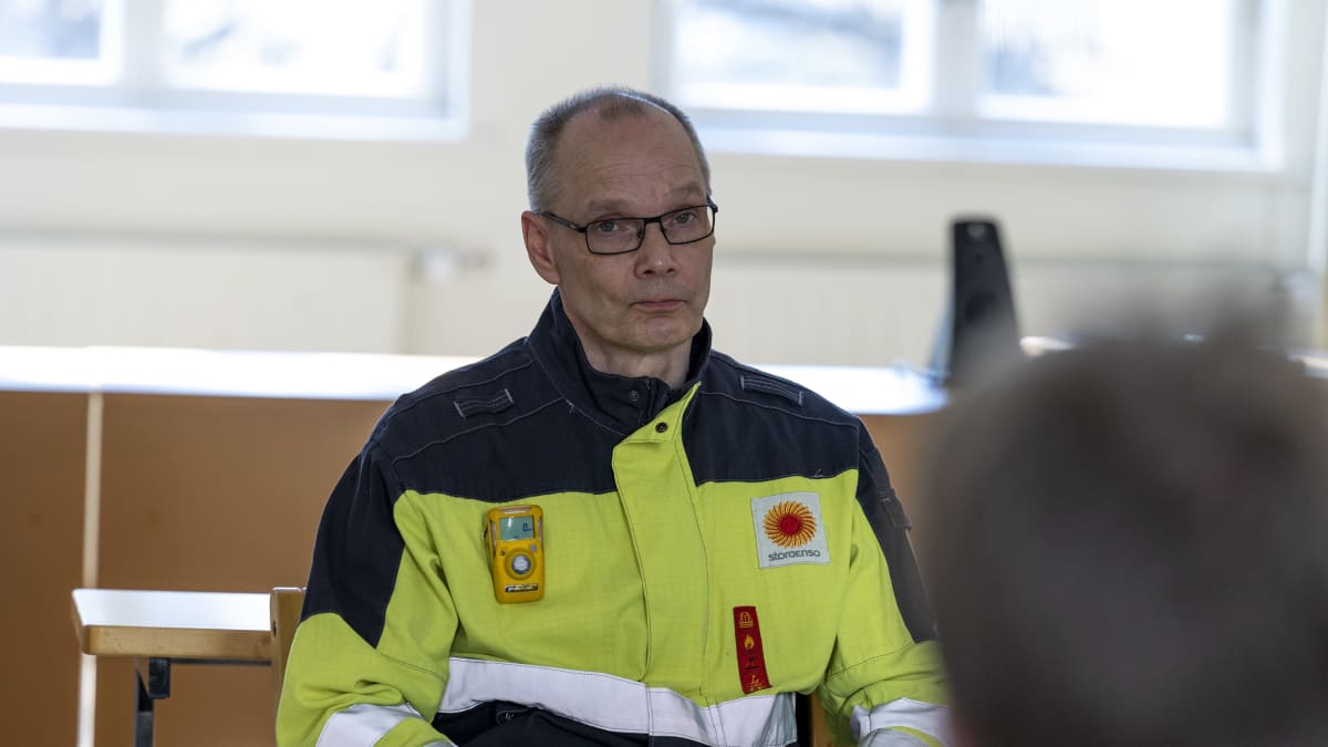 Stora Enson Anjalankosken tehtaiden johtaja Antti Veitola.