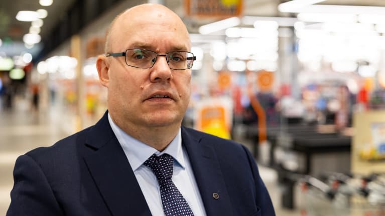 Henkilökuvassa Ari Akseli, päivittäistavarakaupan toimialajohtaja, Kesko.