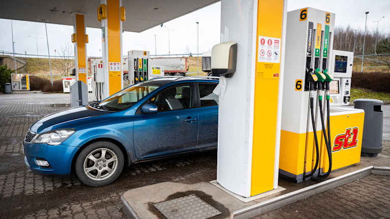 electric cars, charging, petrol, diesel, applications, liquid, electricity price, petrol, refueling, fuel price,