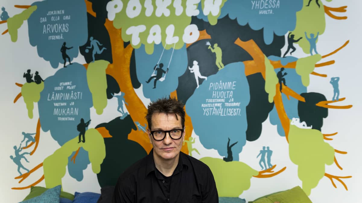 Tommi P. Pesonen, seksuaaliväkivaltatyön vastaava ohjaaja, Tyttöjen Talo ja Poikien Talo, Loisto Settlementti
