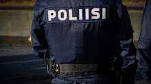Poliisit ajoharjoituksissa Polamkissa.