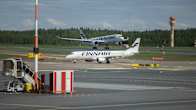 Finnairin lentokoneita Helsinki Vantaalla.