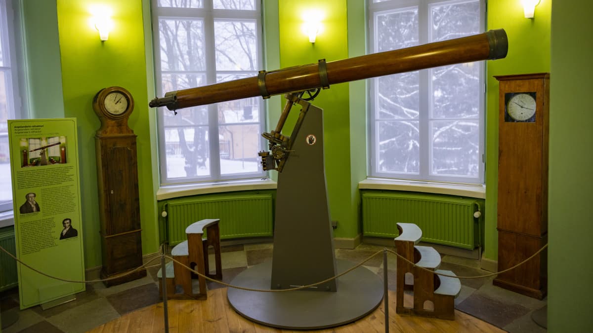 Kaukoputki Ursan museossa. 