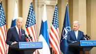 Yhdysvaltain presidentti Joe Biden tasavallan presidentti Sauli Niinistön vieraana Presidentinlinnassa Helsingissä.