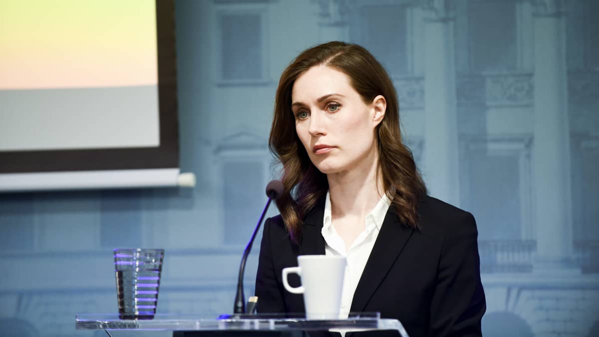 Sanna Marin lehdistötilaisuudessa.