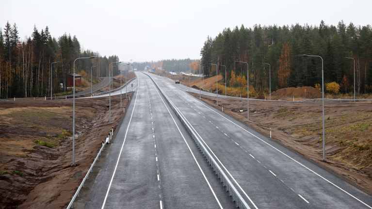 Mikkelin ja Juvan välille lokakuussa 2021 avattavaa uutta Viitostien osuutta.