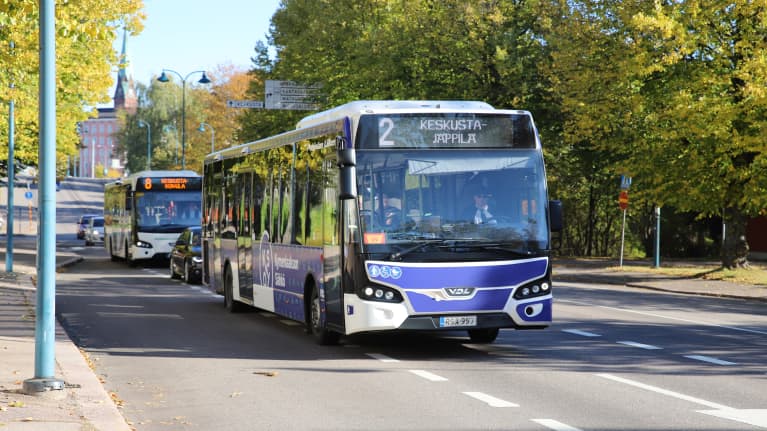Kotka korvaa dieselbussit sähköbusseilla – avuksi puolen miljoonan ...