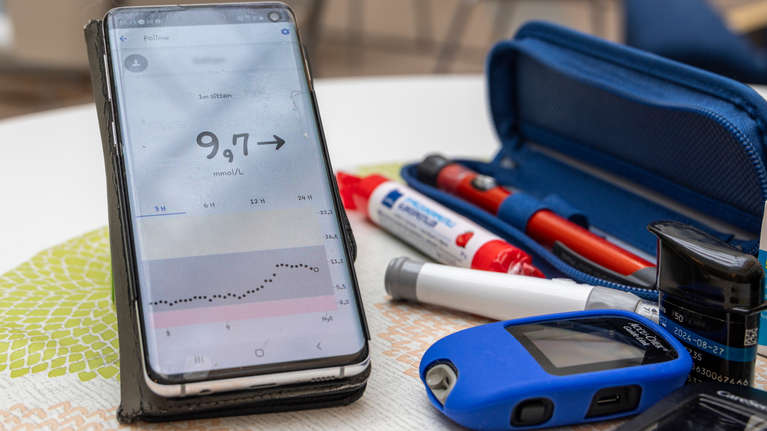 diabeteksen-hoitoon-saa-apua-k-nnyk-st-l-k-ri-se-ei-edes-yrit
