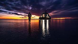 Ranskalainen tutkimusalus Tara Polar Station Oulun edustalla joulukuussa 2025.