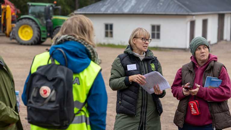 Bettina Lindfors jobbar på Finlands svenska 4H.