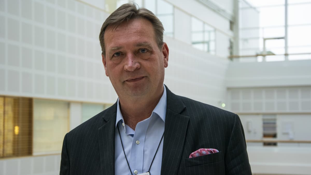 Sairaalajohtaja Petri Virolainen, Turun yliopistollinen keskussairaala.