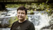 Marja Moisander on huumeisiin 23-vuotiaana kuolleen nuoren miehen äiti.