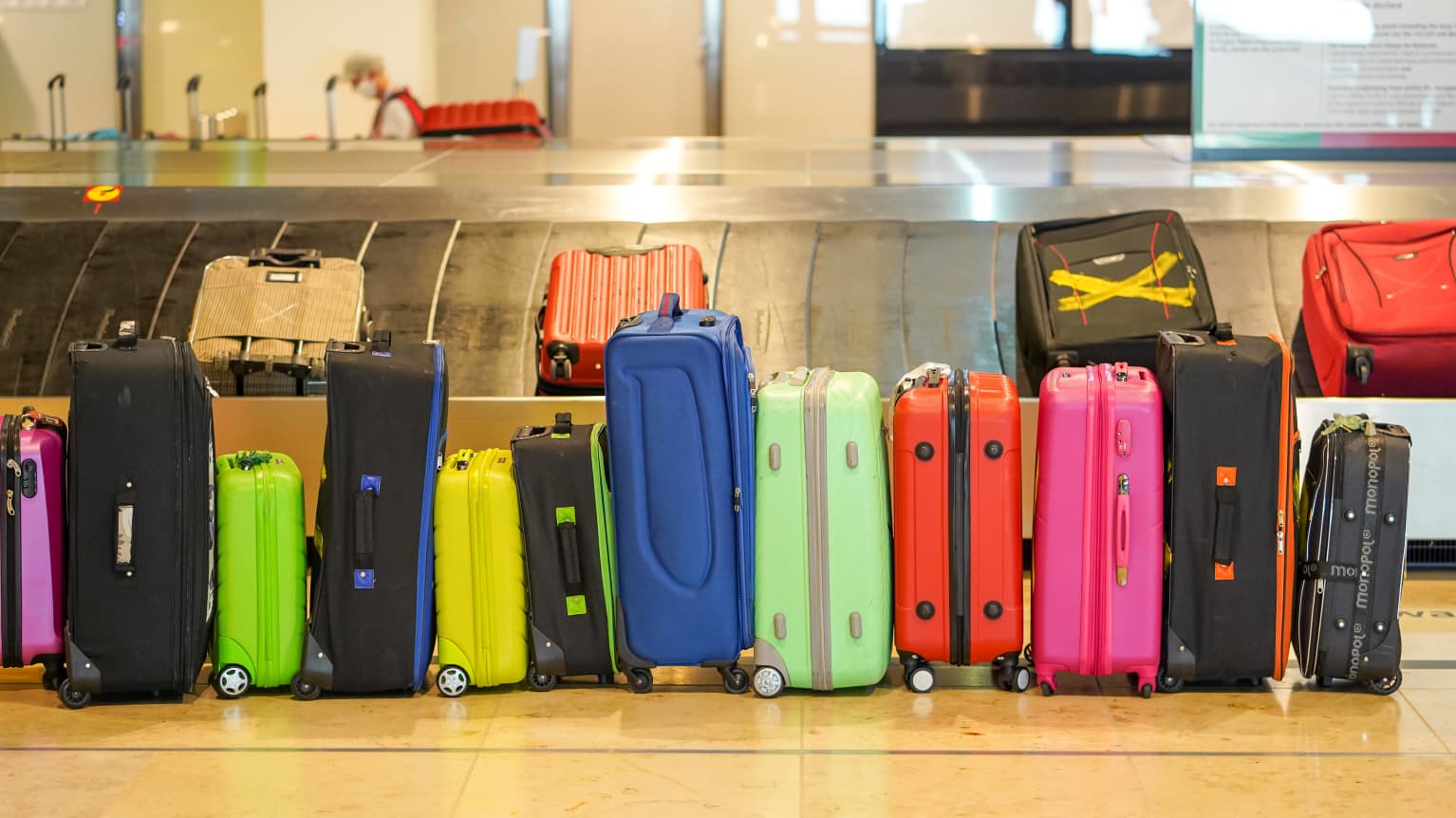Finnair hand baggage top