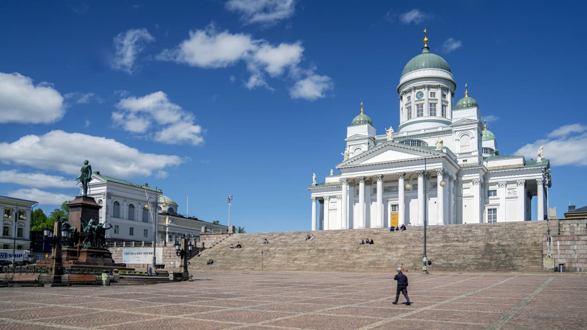 Senaatintori Helsingissä. 
