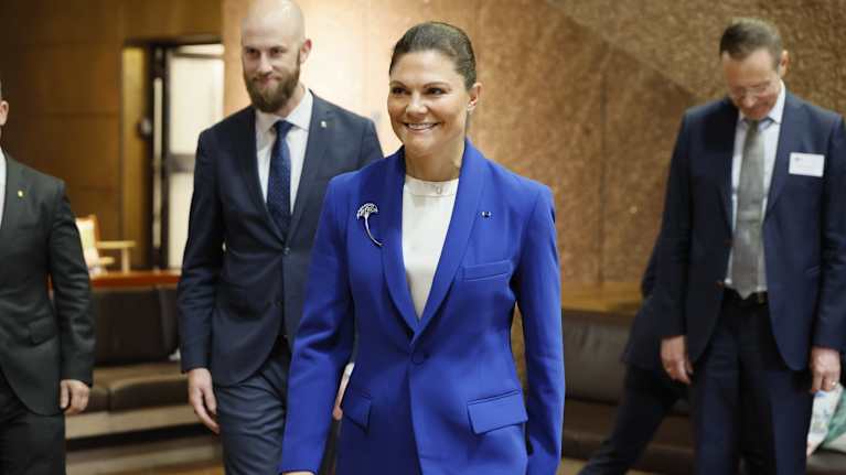 Ruotsin kruununprinsessa Victoria ja seurue.