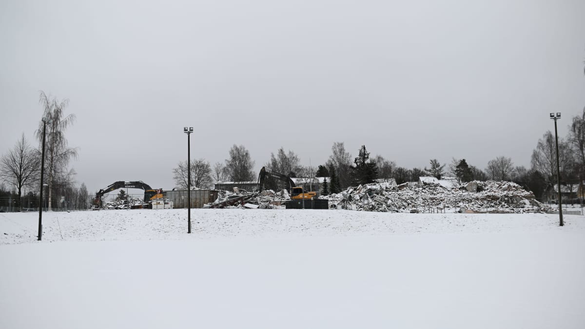 Mikkelin Urpolan koulun rauniot.