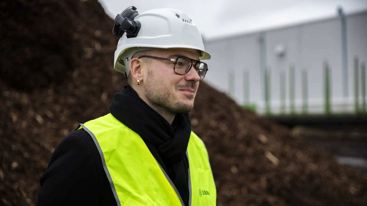 Sahateollisuus ry:n toimitusjohtaja Tino Aalto Södra Wood Oy:n sahalla Haminassa.