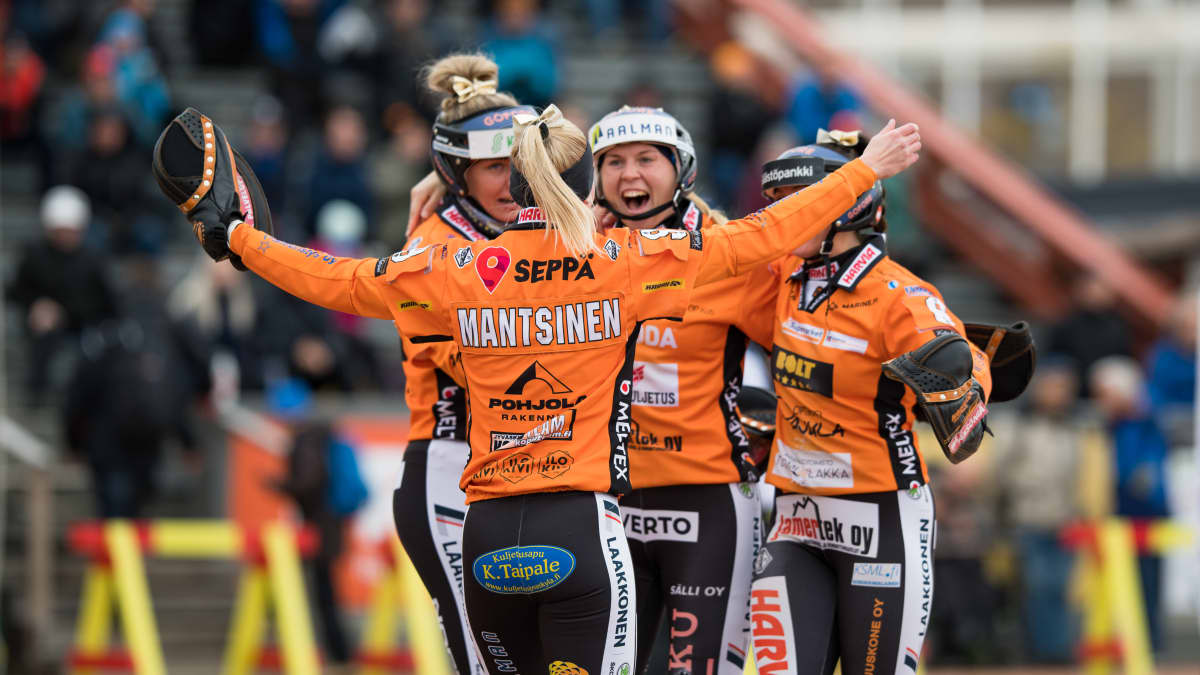 Jyväskylän Kirittäret juhli jaksovoittoa 3. finaalissa 