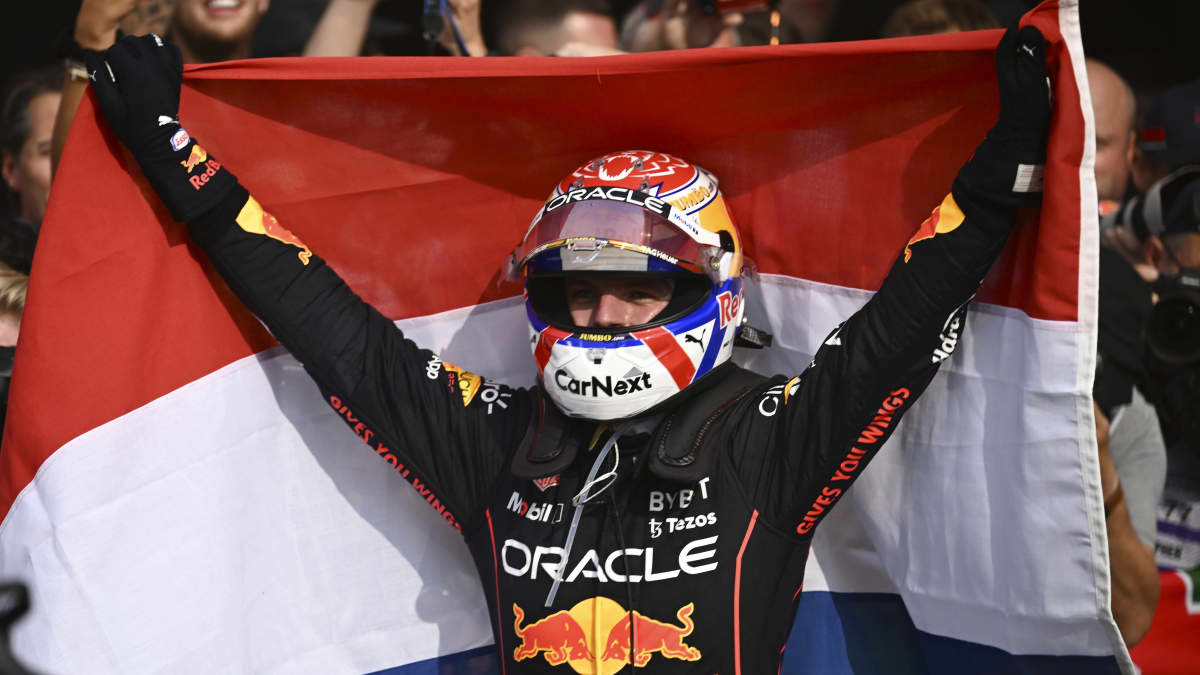 Max Verstappen firar seger i Nederländernas GP 2022.