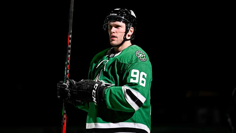 Mikko Rantanen kuvassa.