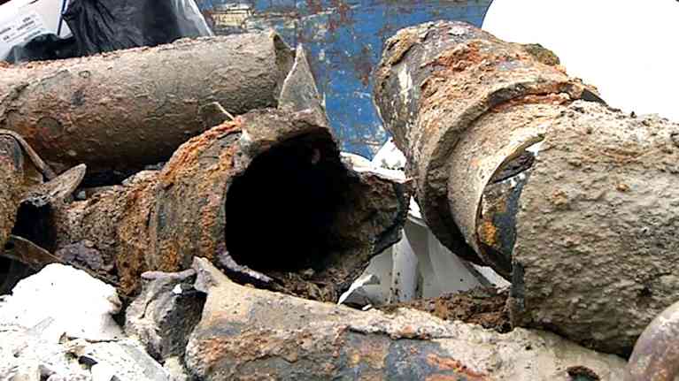 The average lifespan of pipes is approx. 30-50 years. Photo: Yle