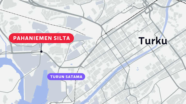 Map of Turku with harbour and Pahaniemi bridge marked.
