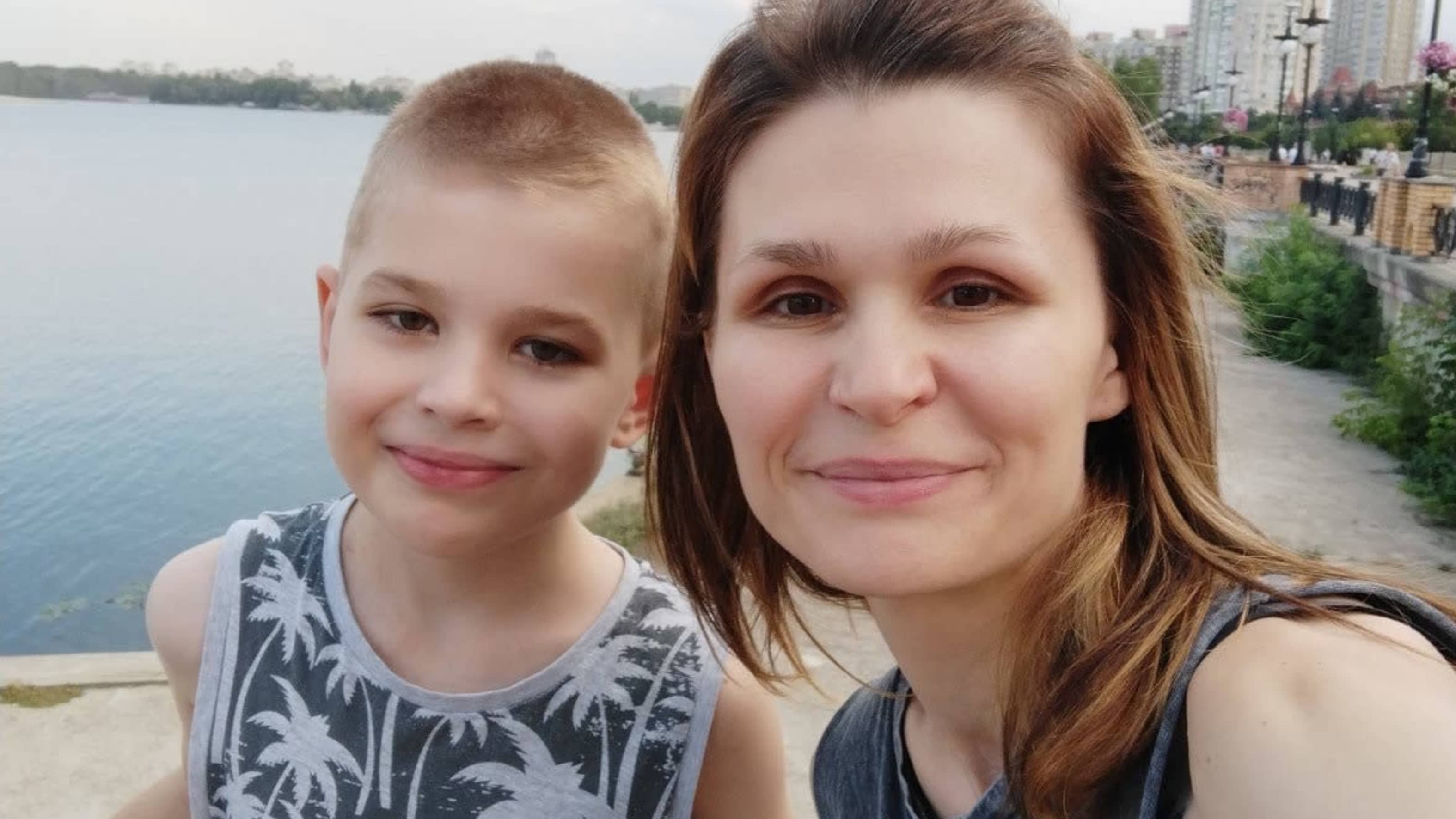 Ирина Гайдар уехала с детьми из Финляндии, потому что не могла больше ждать  медицинских исследований для сына – в Украине у него нашли опухоль мозга |  Yle Novosti | Yle