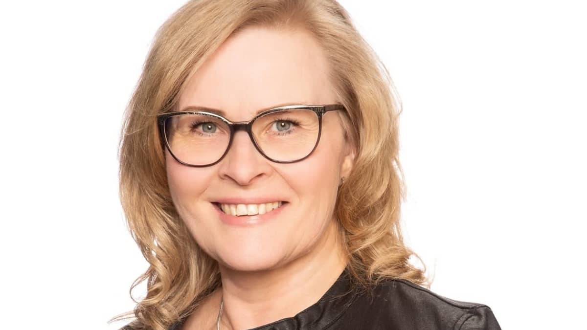 Kansanedustaja Hanna Huttunen toimii harvaan asuttujen alueiden parlamentaarisen työryhmän puheenjohtajana. 