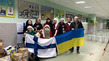 FinAid brought Christmas gifts to children in Nikopol in the Dnipropetrovsk region in Ukraine in 2023. 
