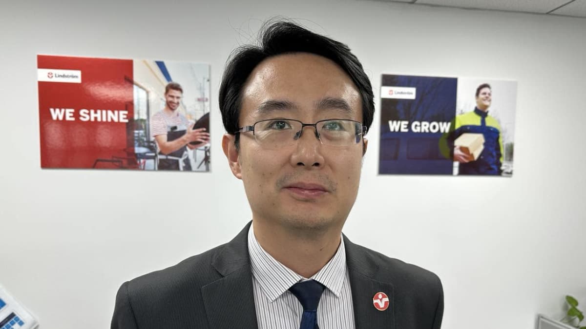 Lindströmin Kiinan-toimintojen johtaja Yanxun Fan uskoo yrtyksensä kasvun jatkuvan. 