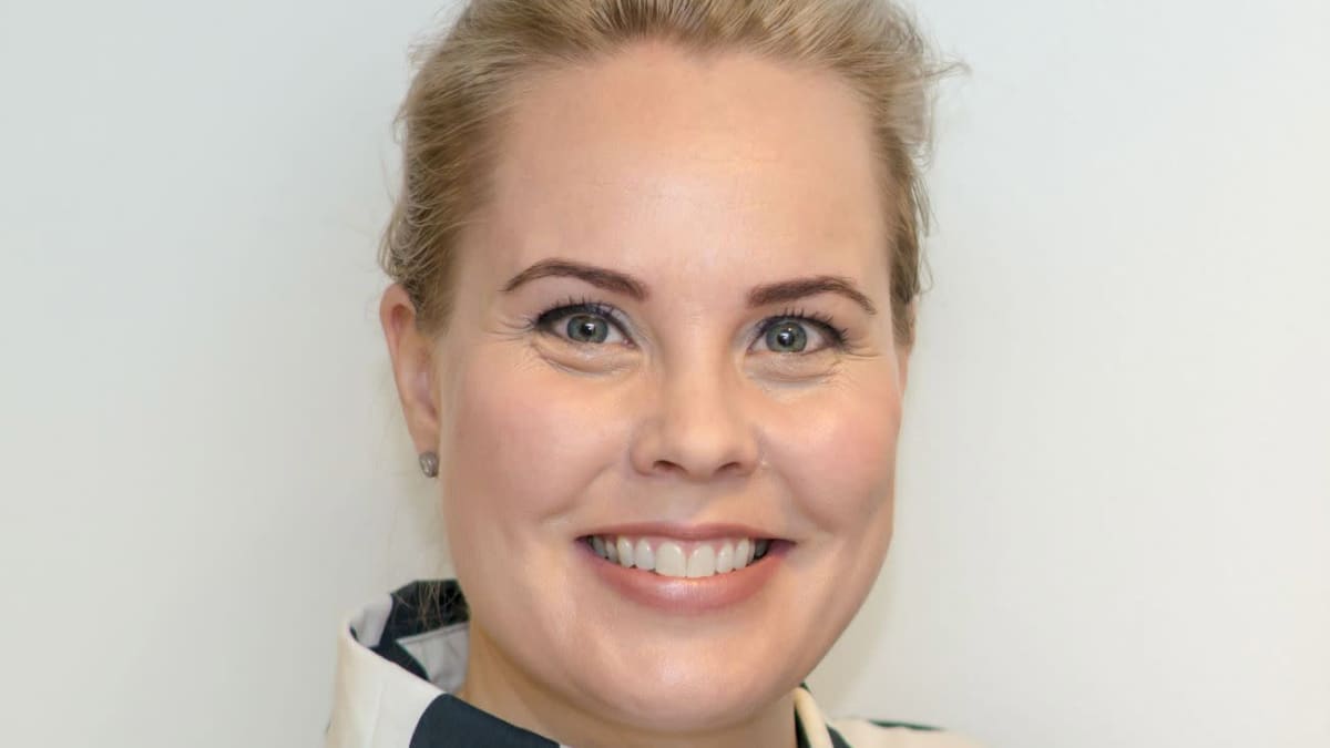 Sosiaalisen median asiantuntijabrändäyksen tutkija Kati Koivunen.