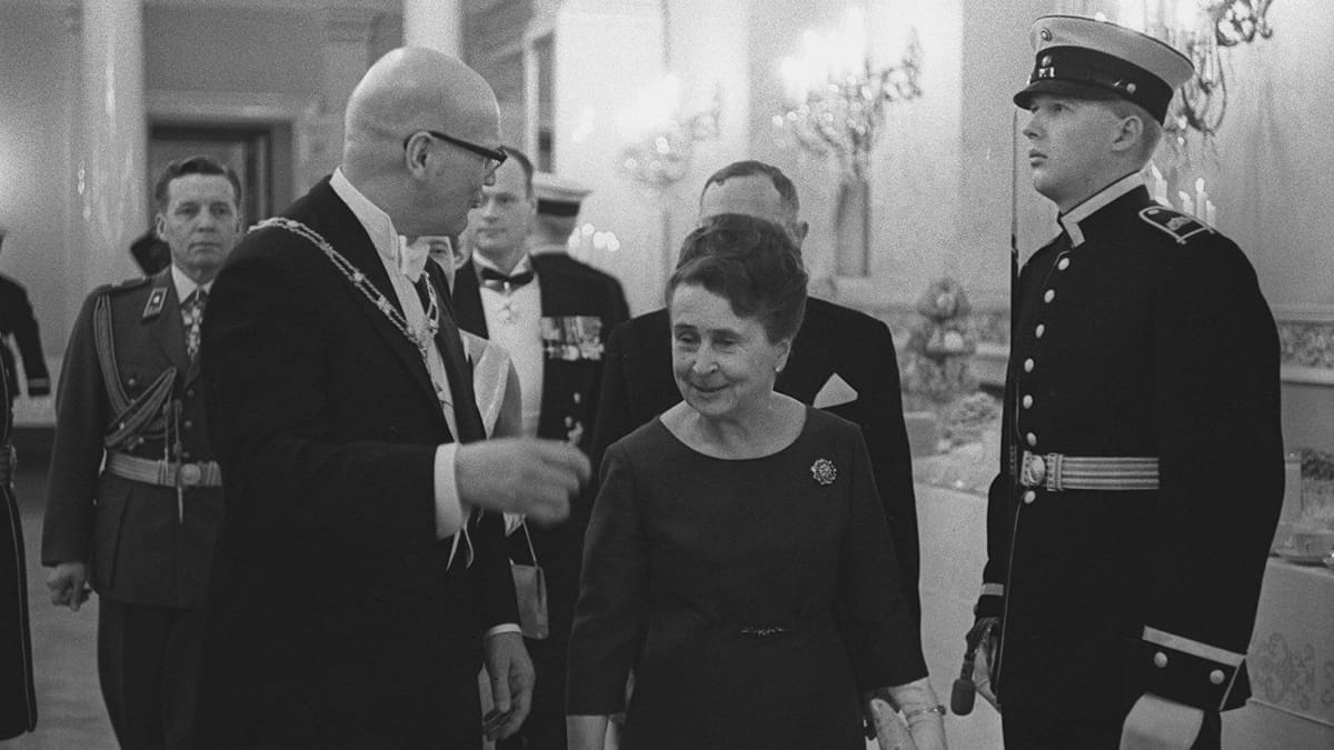 Suomen pitkäaikainen presidenttipari Urho ja Sylvi Kekkonen. Kuva on vuodelta 1964. Kuva: Kalle Kultala