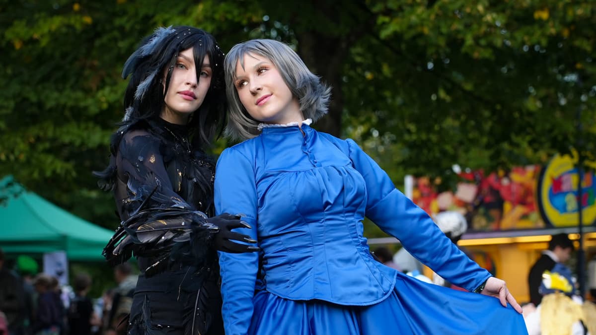 Tracon Tampereella, Kati Kyrölän velho Hauru ja Kiia Mansikka-ahon Sophie.  
