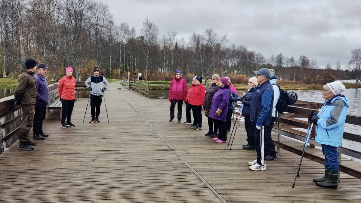 Pohteen Vanhusneuvoston J sen Vanhusten Asioiden Hoito Kangertelee 