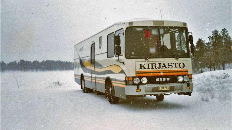 Terho Myyryl inen Ajoi Kaikessa Rauhassa Kirjastoautoa 40 Vuotta 